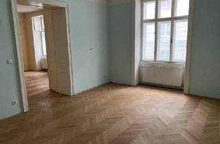 Wohnung kaufen in Währinger Straße, 1090 Wien, Stadtwohntraum in bester Lage - Renovierungsbedürftiges Juwel mit viel Potential !