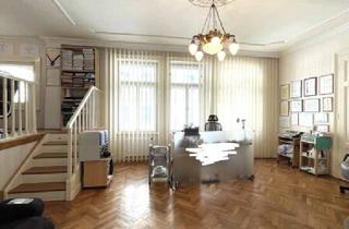 Wohnung kaufen in Sternwartepark, 1180 Wien, 3-Zimmer-Altbau mit kleiner Loggia beim Sternwartepark