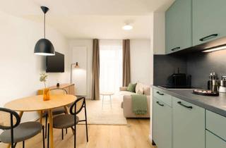 Immobilie mieten in Favoritenstraße, 1100 Wien, Suite mit Schlafsofa & Balkon - Vienna Favoritenstr.