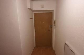 Wohnung kaufen in Hasenöhrlstraße, 1100 Wien, Wohnen in Oberlaa: Praktisch gelegene, sonnige 1-Zimmer-Wohnung mit Gartenanteil