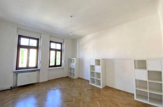 Wohnung mieten in Steyrergasse, 8010 Graz, PROVISIONSFREI - Schöne WG-geeignete 4-Zimmer-Altbauwohnung mit separater Küche und Balkon in bester Lage, nähe TU Graz - 4er WG geeignet