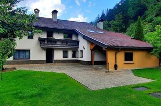 Wohnung kaufen in 9903 Oberlienz, Neuwertige, generalsanierte Eigentumswohnung mit Garten und Carport