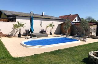 Wohnung kaufen in 2602 Blumau-Neurißhof, Gartenwohnung mit eigenem Pool, Photovoltaikanlage und Luftwärmepumpe