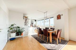 Wohnung kaufen in 1100 Wien, 4-Zimmer Dachgeschoßwohnung | Fernblick | 2 Terrassen | Ruhige Anlage | Optional Garagenplatz zu mieten |