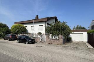 Haus kaufen in Blumauerstraße, 2525 Günselsdorf, großes Wohnhaus mit überdachtem Pool, Vollkeller und Garage in Ruhelage zu verkaufen