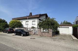 Haus kaufen in Blumauerstraße, 2525 Günselsdorf, großes Wohnhaus mit überdachtem Pool, Vollkeller und Garage in Ruhelage zu verkaufen