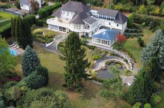 Mehrfamilienhaus kaufen in Wiesener Straße, 7202 Bad Sauerbrunn, Das Paradies im Kurort für Anspruchsvolle - herrschaftliches Wohnen mit traumhaftem Fernblick, sowie ein prachtvoller Garten mit Pool und Biotop