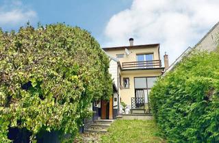 Haus kaufen in Oberpullendorf, 7344 Stoob, Ein- bzw. Zweifamilienhaus mit Garten, Scheune und Obstbäumen im sonnigen Mittelburgenland