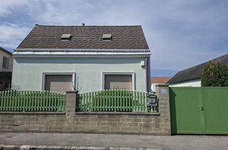 Haus kaufen in 2493 Lichtenwörth, PROVISIONSFREI! Lichtenwörth: Schöner Bungalow mit tollem Wintergarten, Garage und Nebengebäude in ruhiger Lage