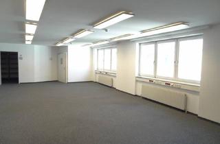 Büro zu mieten in 6020 Innsbruck, In bester Zentrumslage von Innsbruck gelangt eine Bürofläche mit ca. 332m² zur Vermietung