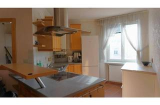 Wohnung kaufen in 1020 Wien, 2-Zimmer-Wohnung mit Umbauoption auf 3 Zimmer mit kleinem hofseitigem Balkon, 5 Min Fußweg zum 1.Bz.!