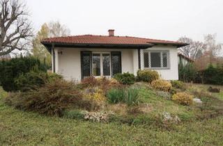 Haus kaufen in 3034 Maria-Anzbach, Kleiner Bungalow mit Garage