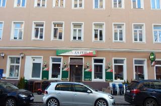 Immobilie mieten in Lorystraße, 1110 Wien, "Gelegenheit" Pizzeria 114 m² + Dienstwohnung 44 m² + Schanigarten