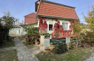 Haus kaufen in 2540 Bad Vöslau, BIETERVERFAHREN: Wunderschönes Wochenendhaus im Wienerwald | Absolute Ruhelage | Idylischer Garten mit viel potential