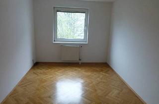 Wohnung mieten in Steudelgasse 35, 1100 Wien, Helle 93 m² Wohnung, 3 getrennt begehbare Zimmer, 2 Zimmer gehen in ruhigen grünen Innenhof,5 min U1 Reumannpaltz