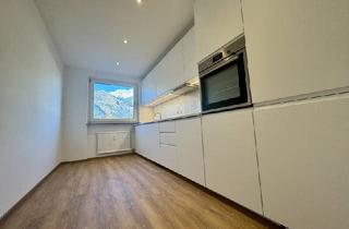 Wohnung mieten in 6060 Hall in Tirol, Erstbezug nach Sanierung! Wunderschöne 3 Zimmerwohnung mit extra Küche, Balkon und Einzelgarage!