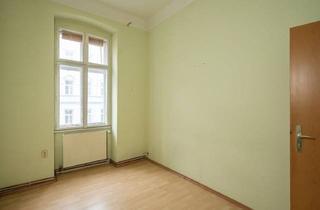 Wohnung kaufen in Herbststraße, 1160 Wien, ++Airbnb/Kurzzeitvermietung Zustimmung vorhanden++ Sanierungsbedürftige 2-Zimmer Altbau-Wohnung, viel Potenzial!