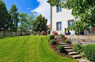 Villen zu kaufen in 4102 Goldwörth, Herrschaftliche Landhaus-Villa: Historisches Ambiente. Top Modern.