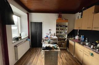 Wohnung kaufen in Marburger Straße, 8160 Weiz, Gemütliche 2-Zimmer-Wohnung im Altbaujuwel in absoluter Bestlage in Weiz