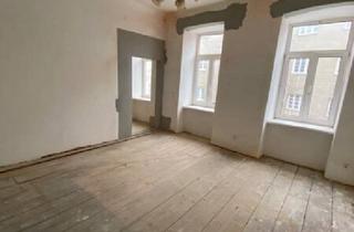 Wohnung kaufen in Ignazgasse, 1120 Wien, Perfekte Gelegenheit für kreative Gestaltung - 1-Zimmer Wohnung in Wien mit Stadtblick für nur 98.890,00 €!