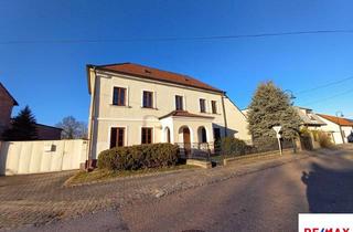 Haus kaufen in 2295 Baumgarten an der March, Großes Wohnhaus mit großem Grundstück und Nebengebäuden im Grünen