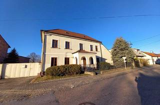 Haus kaufen in 2295 Oberweiden, Großes Wohnhaus mit großem Grundstück und Nebengebäuden im Grünen