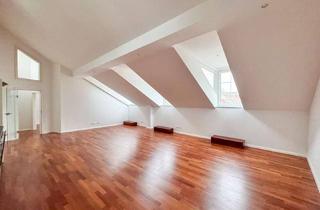 Wohnung mieten in Neustiftgasse, 1070 Wien, 106 m2 große Drei-Zimmer Wohnung mit 25 m2 großer Dachterrasse! Separat begehbar, Neustiftgasse/ Sankt-Ulrich-Platz!