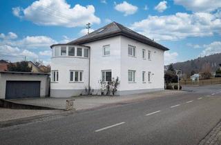 Haus kaufen in 5142 Eggelsberg, Attraktives Zinshaus mit Potenzial im Herzen von Eggelsberg