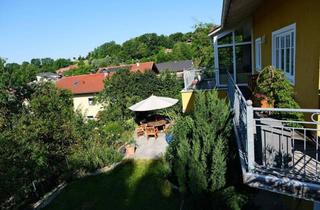 Villen zu kaufen in 5110 Oberndorf bei Salzburg, Villa mit unverbaubarer Traumaussicht und großer Panoramadachterrasse in absoluter Ruhelage (provisionsfrei)