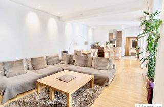 Maisonette kaufen in Mariahilfer Straße, 1060 Wien, Bestlage Nähe Mariahilferstraße! Exquisite 6-Zimmer-Maisonette-Wohnung mit romantischem Eigengarten und Garagenplatz